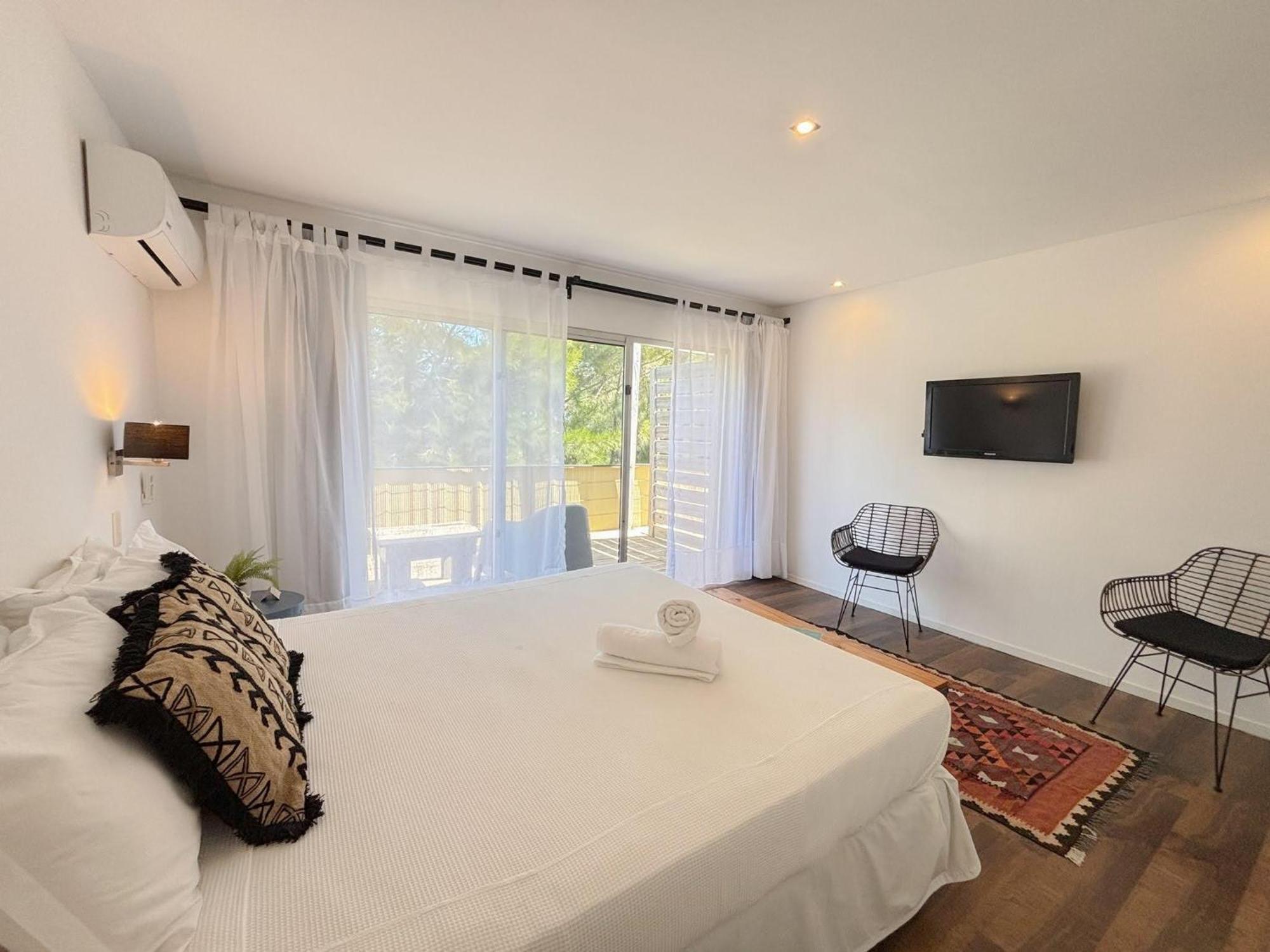 La Bonita Suites Punta Colorada Room photo